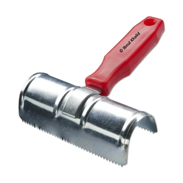 Half Round Metallic Curry Comb
