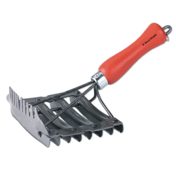 Steel Curry Comb Type 1